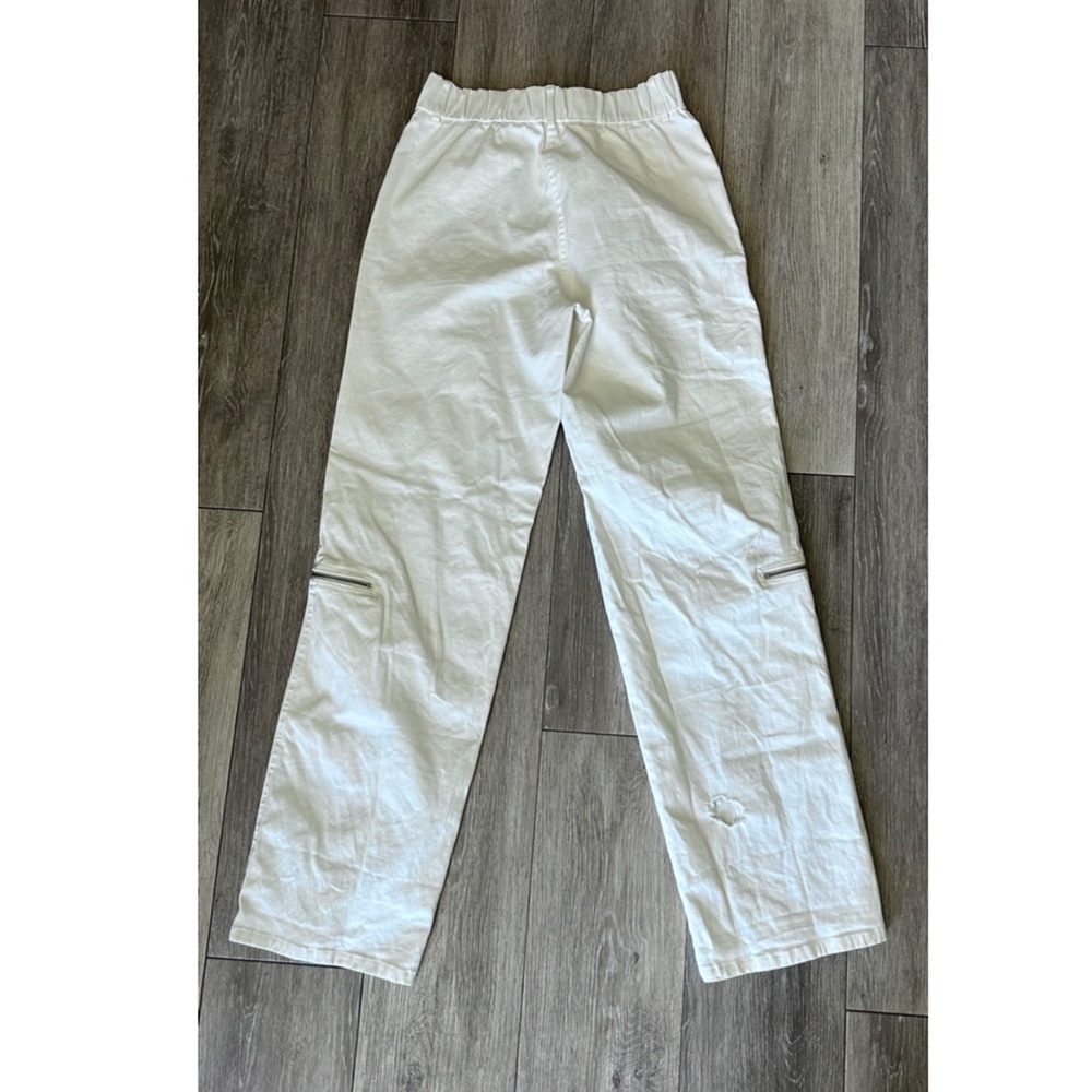 I.AM.GIA White Cargo Pants With Zippers Utility Style~Size/Small***Sold as is - Picture 6 of 9
